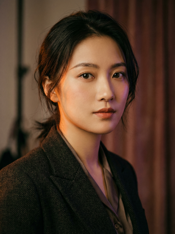 丝袜足交影视演员写真